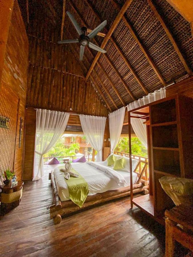 Gading Tree House Villa Batununggul Exterior photo